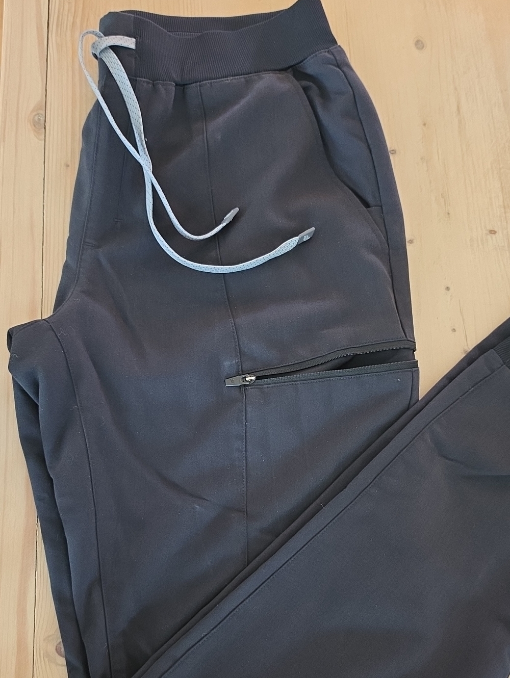 Fabletics Women's Active Scrub Jogger - MotionTech - Picture 1 of 5